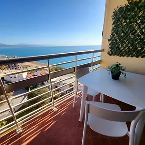 apartamento-torre-de-la-roca-actual.hotelsinnerja.org/